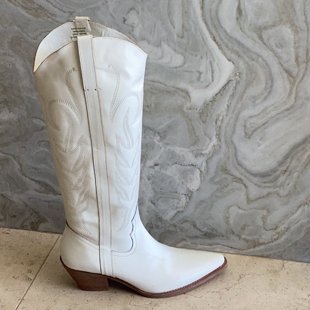 Western Boot in White